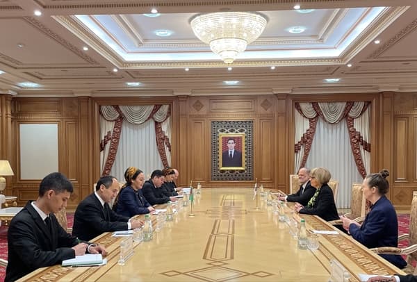 Генсек ОБСЕ обсудила в Меджлисе Туркменистана вопросы активизации межпарламентского диалога