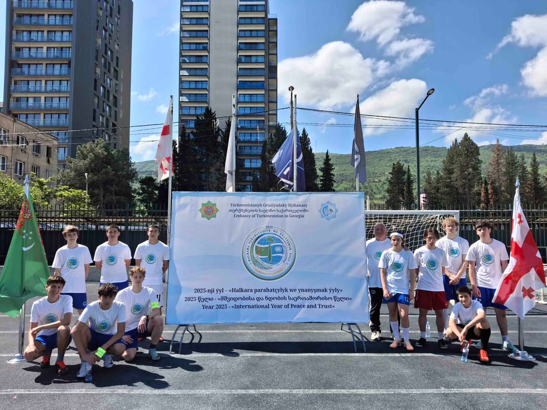 Посольство Туркменистана в Грузии провело футбольный турнир