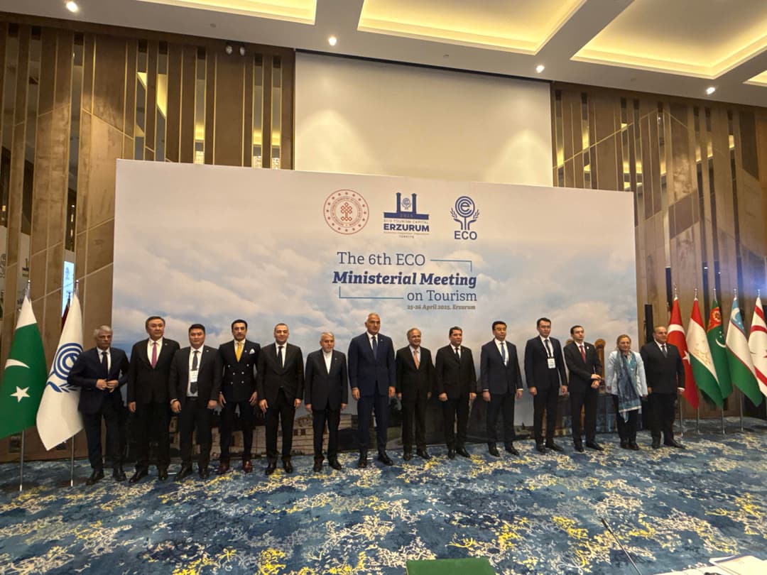 Министр культуры Туркменистана принял участие в 6-ом министерском совещании ОЭС по туризму в Турции