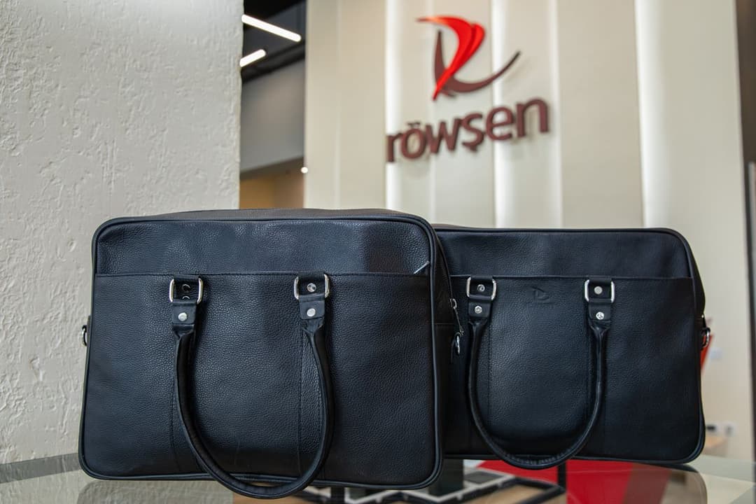 «Röwşen» HK tebigy deriden öndürilen dürli görnüşli aksessuarlary hödürleýär