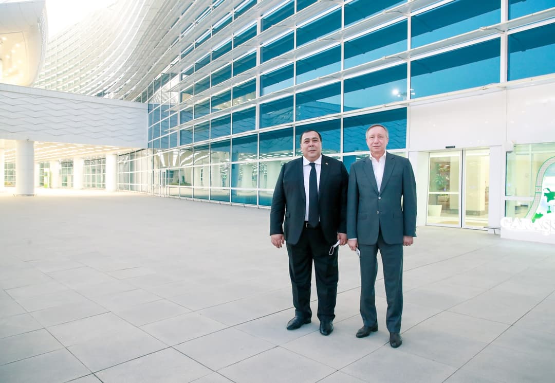 The delegation of St. Petersburg arrived in Ashgabat to celebrate the 30th anniversary of the independence of Turkmenistan