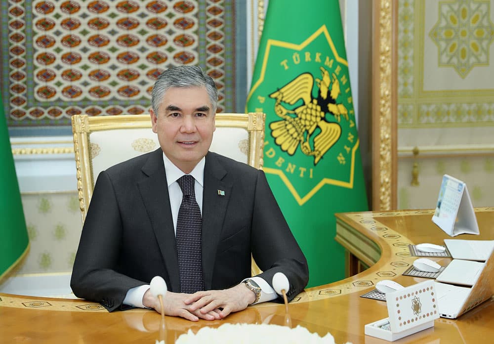 Президент Туркменистана провел совещание по вопросам мероприятий в «Авазе»