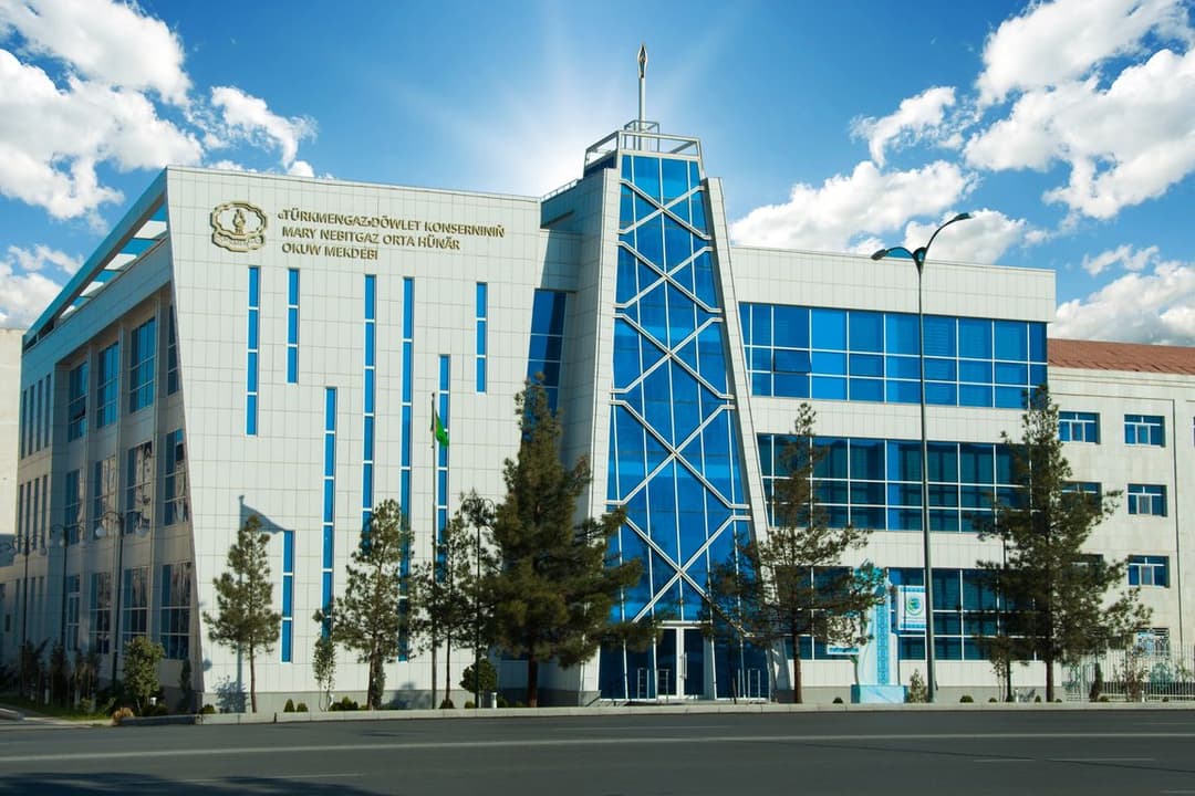 Marydaky nebitgaz orta hünär okuw mekdebinde «Açyk gapylar» günleri geçiriler