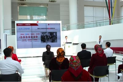 Ученые из Китая прибыли в Туркменистан для создания «Мастерской Лу Баня»