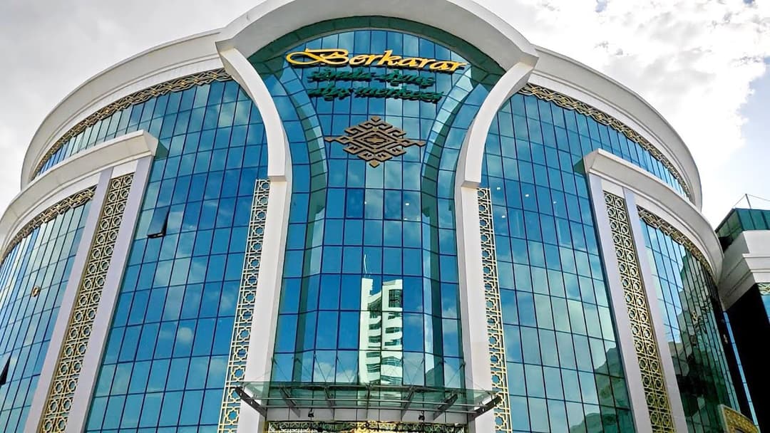 «Беркарар» признан лучшим торговым центром в Ашхабаде