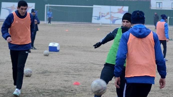 Дидар Дурдыев тренируется вместе с командой «Коканд 1912»