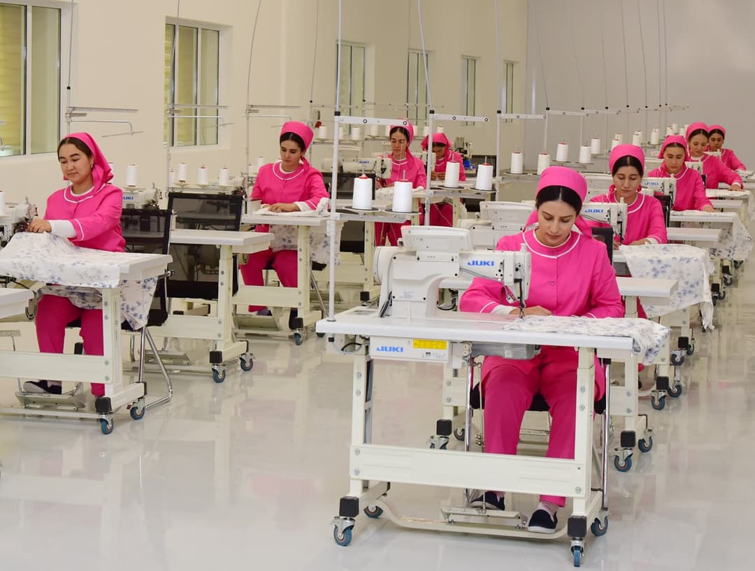 Туркменистан и Таджикистан обсудят строительство совместной текстильной фабрики