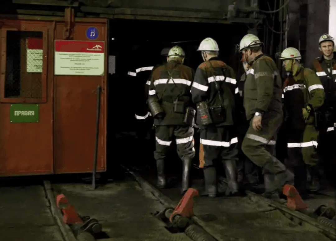 Türkmenistanyň Prezidenti gazak kärdeşine şahtada bolan ýangyn zerarly gynanç bildirdi