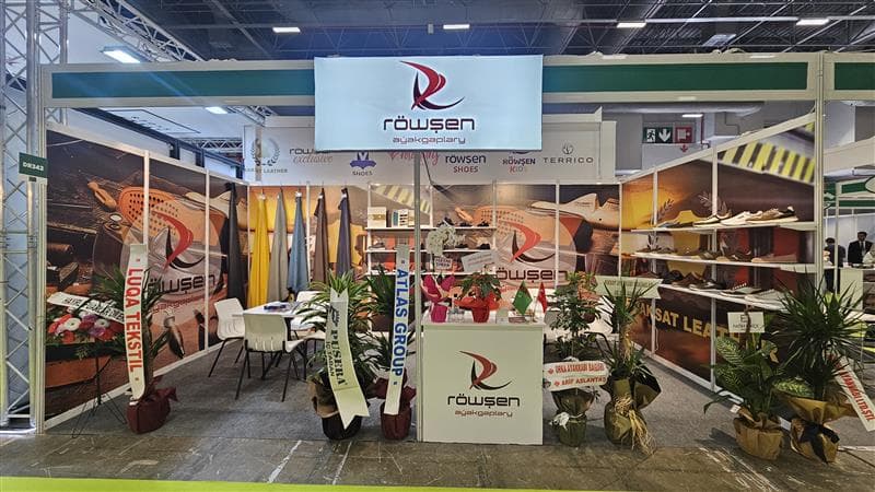 Туркменская обувная компания Röwşen aýakgaplary участвует в международной выставке в Стамбуле