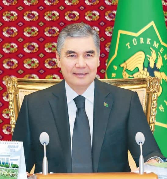 Бердымухамедов написал стихотворение, воспевающее мирную жизнь