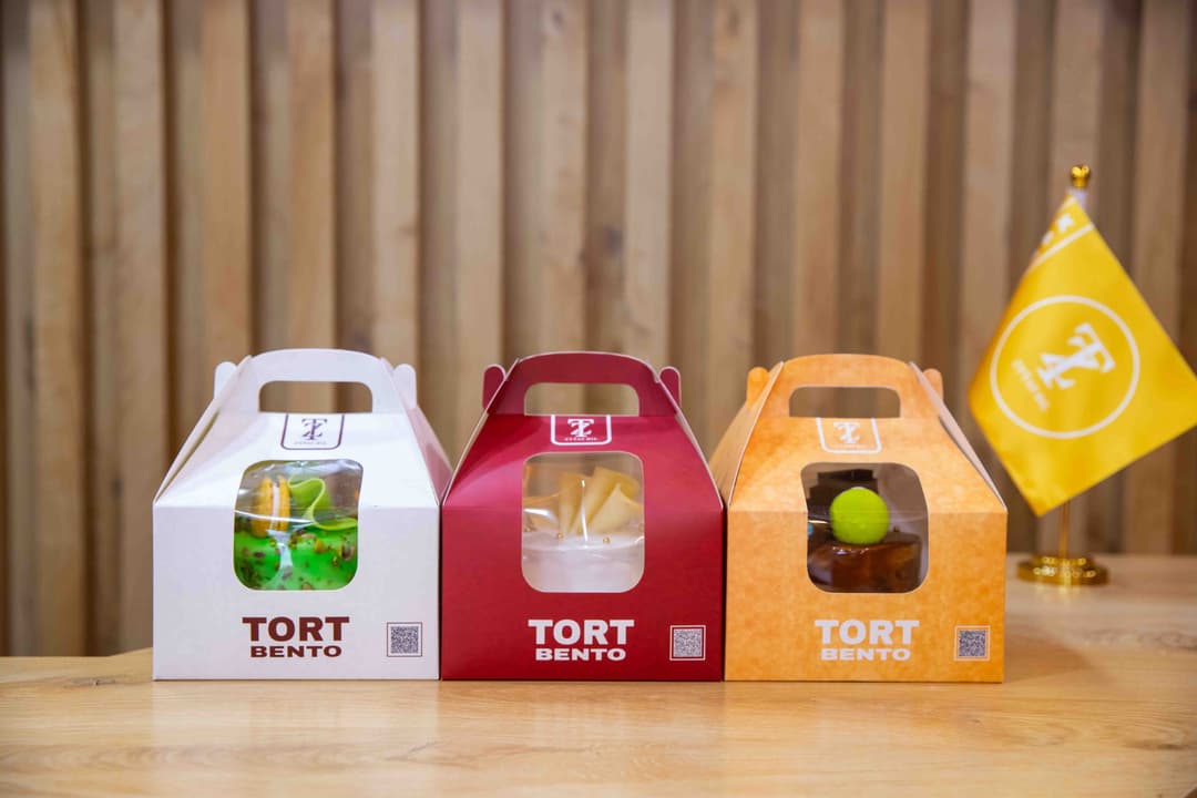 Бенто торты от Zyýat Hil: красиво, вкусно и удобно взять с собой