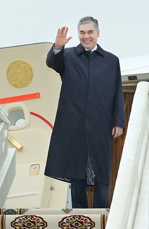 Президент Туркменистана прибыл с рабочей поездкой в Лебапский велаят