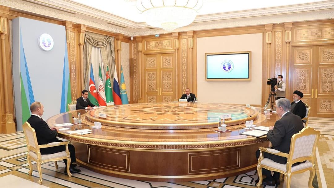 Главы Прикаспийского региона приняли Коммюнике по итогам саммита в Ашхабаде