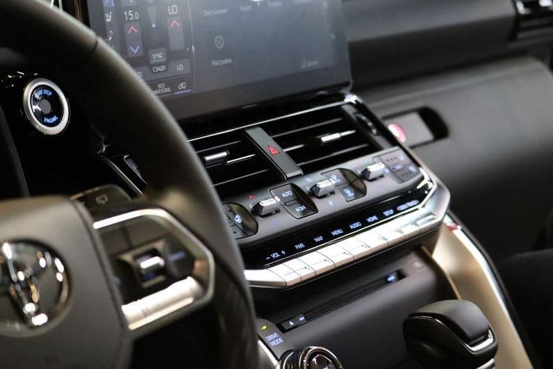 Toyota готовится запустить массовое производство робо-такси