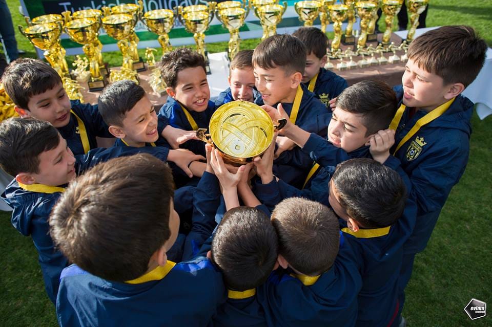 Ашхабадская команда «Алтын тач» – призёр международного турнира по футболу в Турции