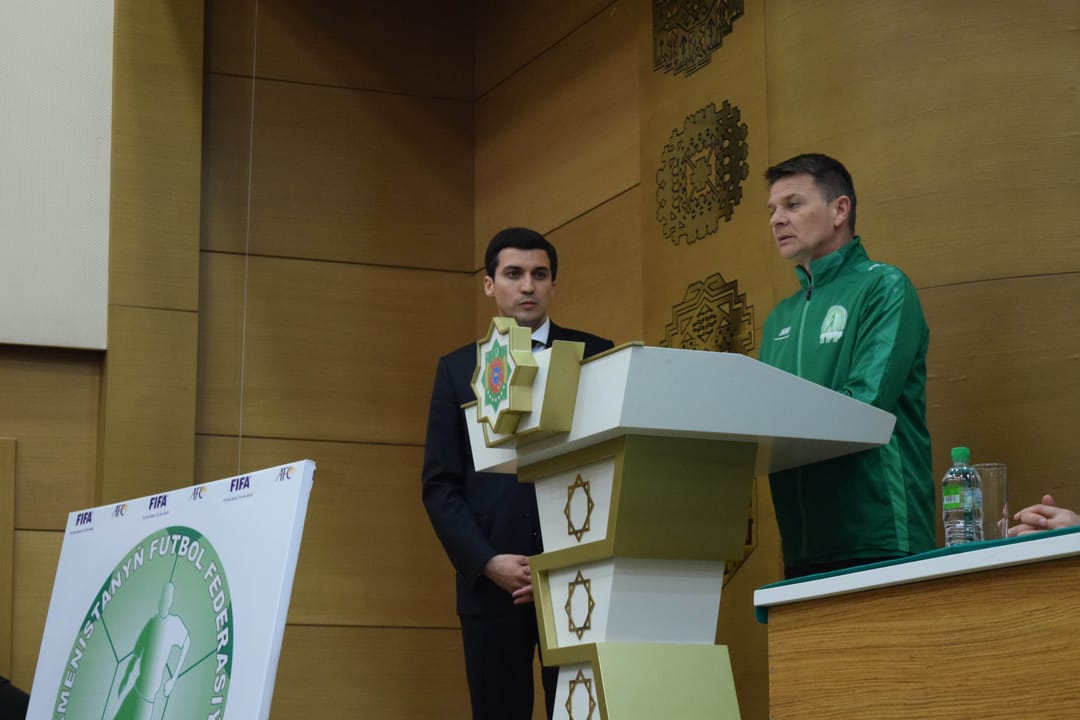 Главный тренер сборной Туркменистана Анте Мише посетит матч Кубка АФК-2019 в Бишкеке