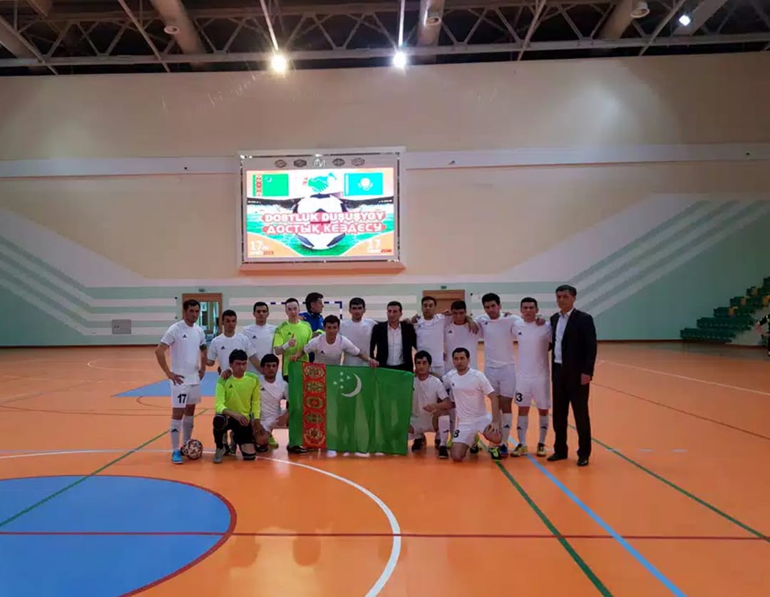 Футзалисты туркменского «Денизчи» разошлись миром со сборной Мангистау