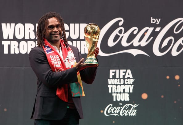 В Туркменистан прибыл Кубок мира FIFA в сопровождении легенды мирового футбола