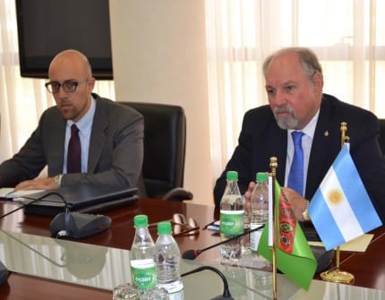 Туркменистан аккредитовал посла Аргентины