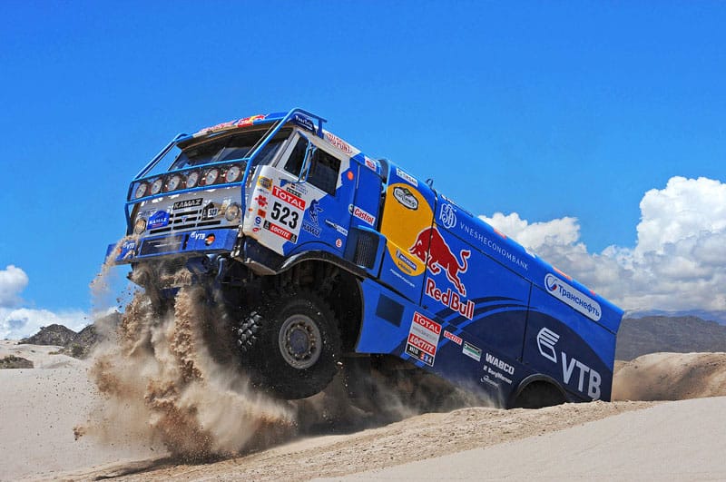 Президент Туркменистана выступил с инициативой проведения международных ралли по маршруту Великого Шёлкового пути