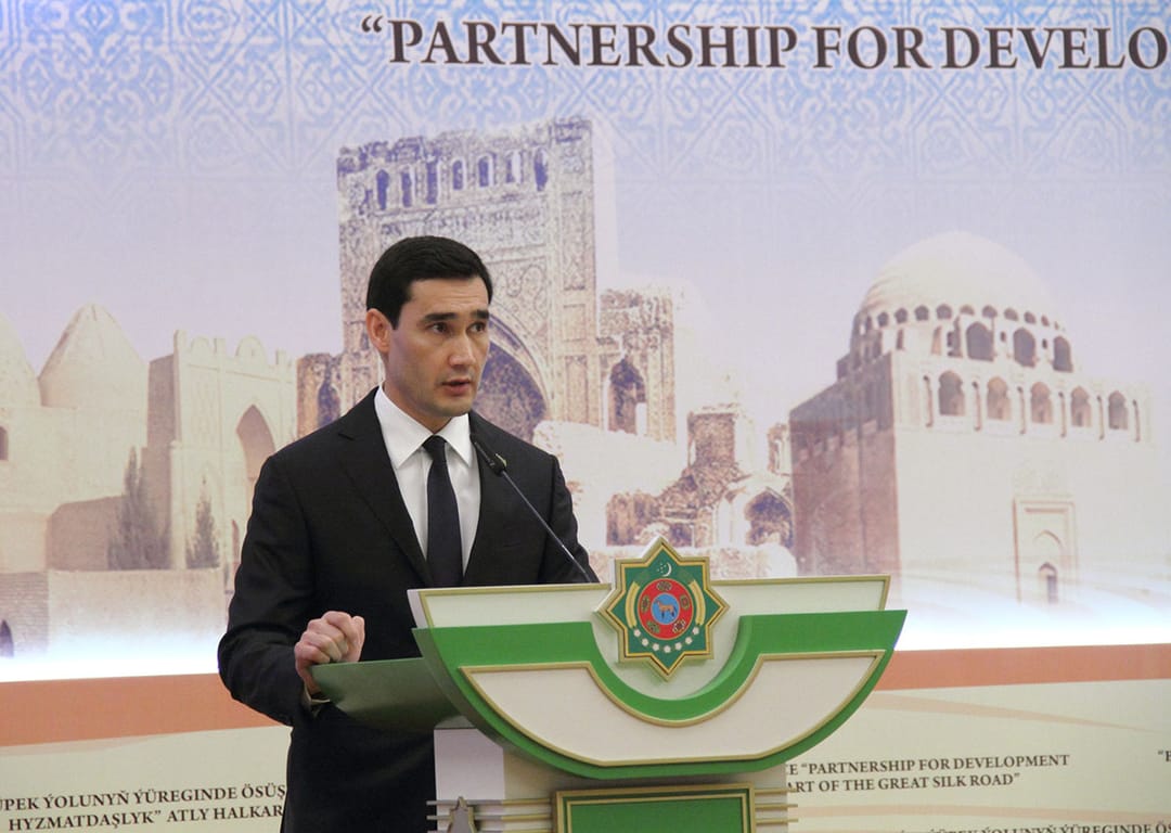 Сердар Бердымухамедов возглавил хякимлик Ахалского велаята