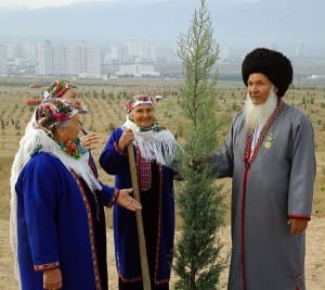 21 марта в Туркменистане состоится всенародный ёвар по посадке деревьев