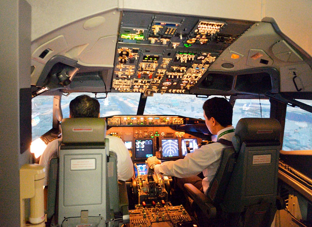 Лётный персонал «Türkmenhowaýollary» приступил к тренировкам