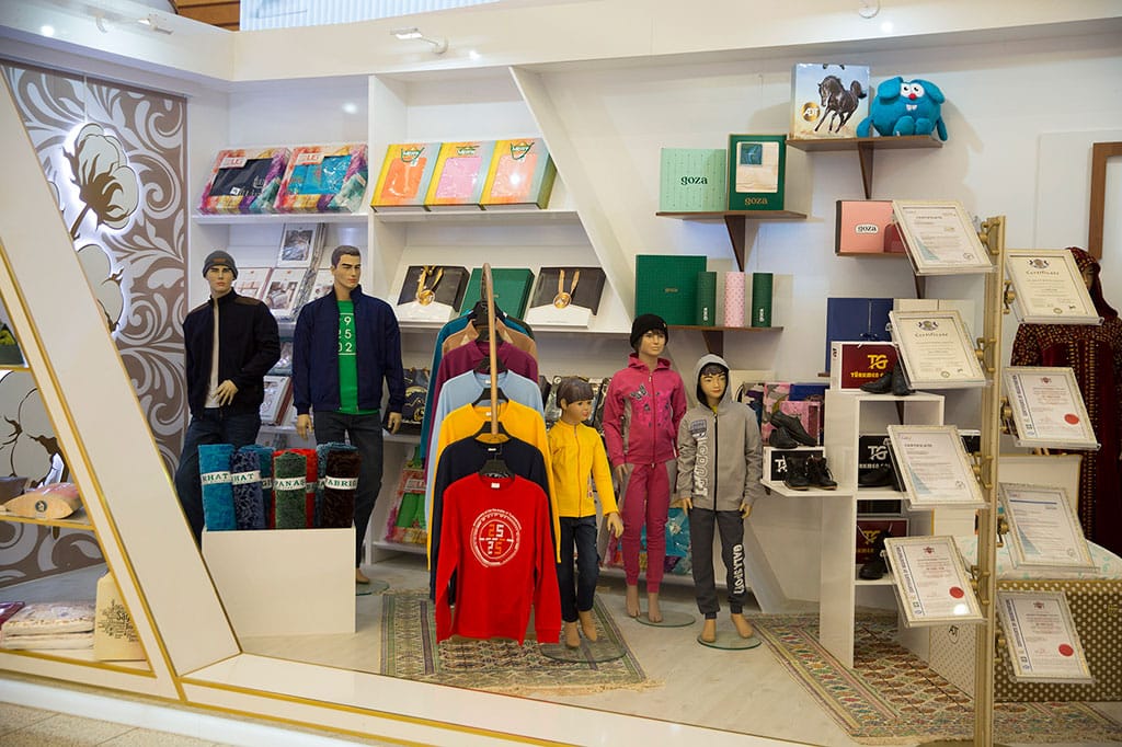 В Туркменистане модернизируют текстильную промышленность