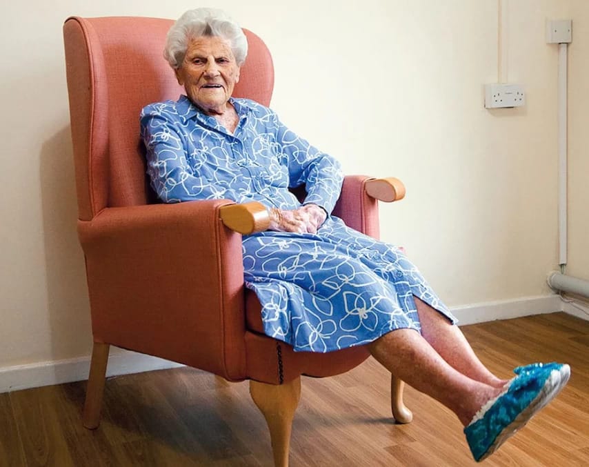 «Telegraph»: Beýik Britaniýanyň ýaşaýjysy dünýäde iň uzak ýaşly diýlip yglan edildi