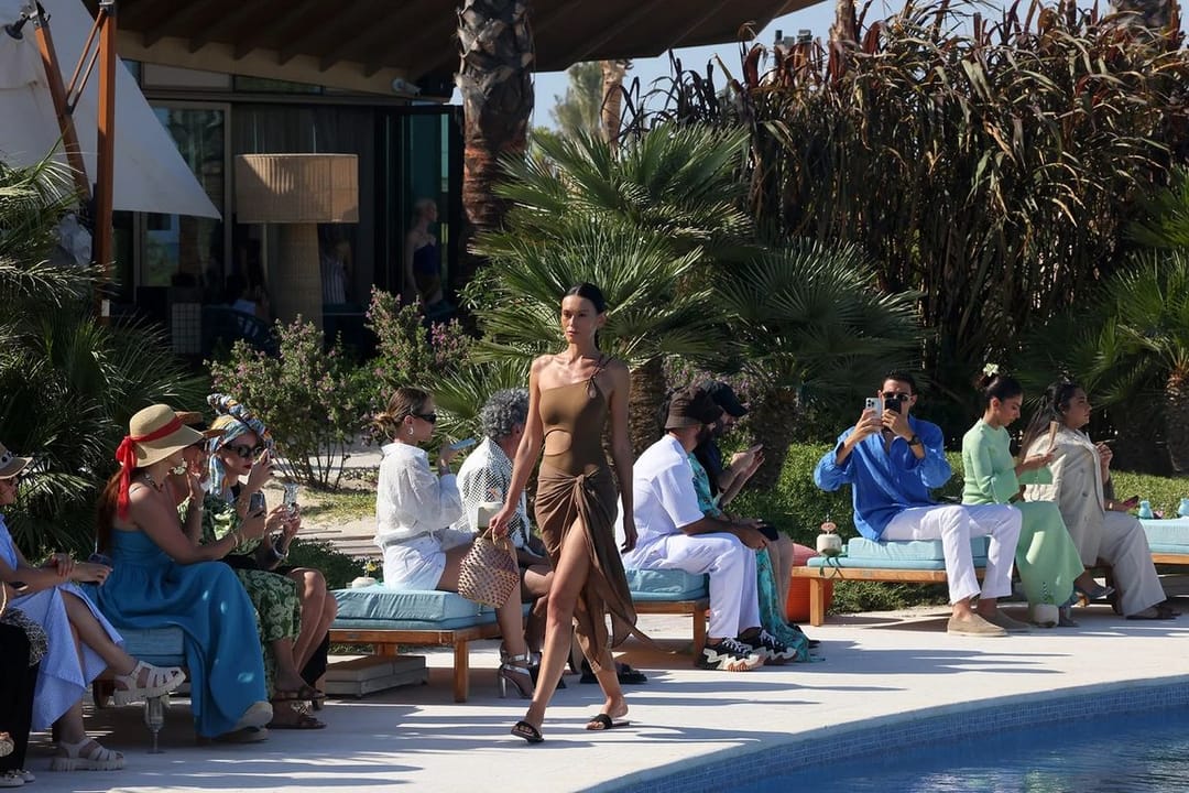 В Саудовской Аравии впервые состоялся показ мод в купальниках