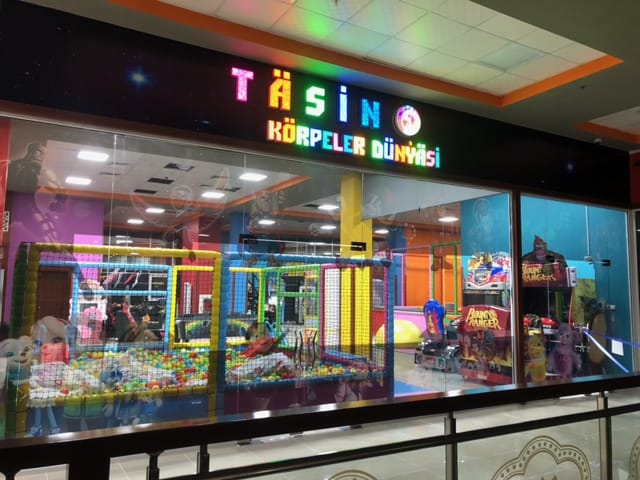 В Ашхабаде открывается новый детский развлекательный центр