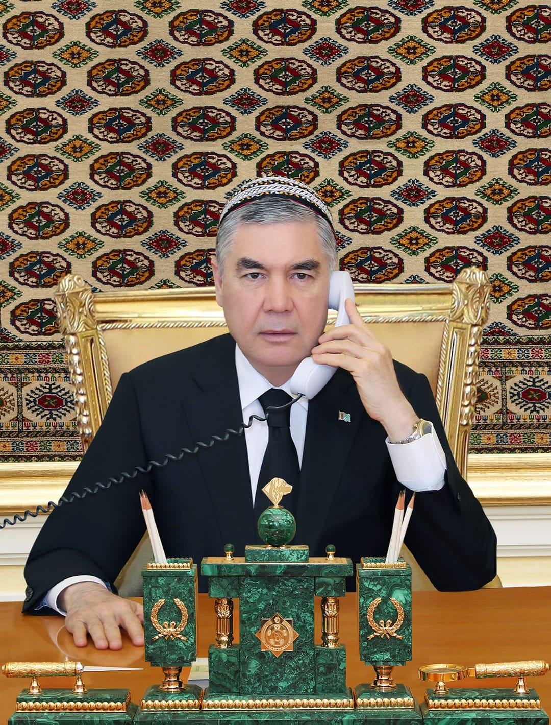 Президент Туркменистана провёл телефонный разговор с Королём Бахрейна