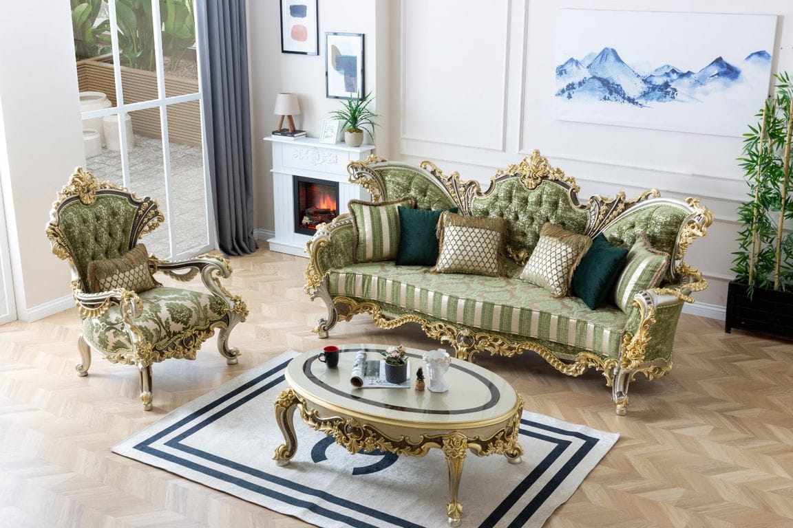 В магазины Rysgal mebel поступили новые классические диваны и кресла