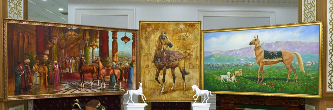 Fotoreportaž: Arkadag şäherinde “Galkynyş” milli at üstündäki oýunlar topary sylaglandy