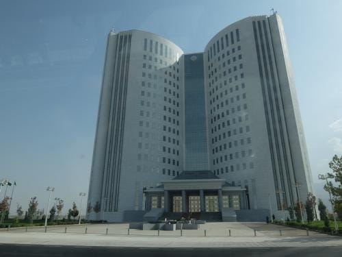 Нурнепес Кулиев назначен ректором Института телекоммуникаций и информатики Туркменистана