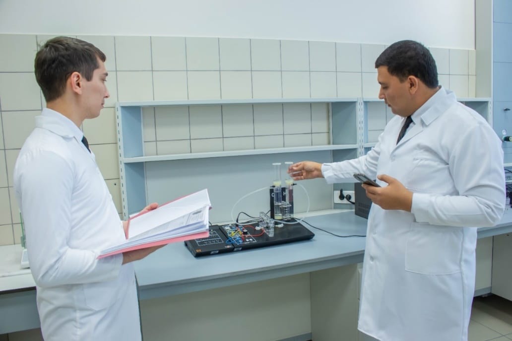 Turkmen scientists obtained hydrogen from water for the first time