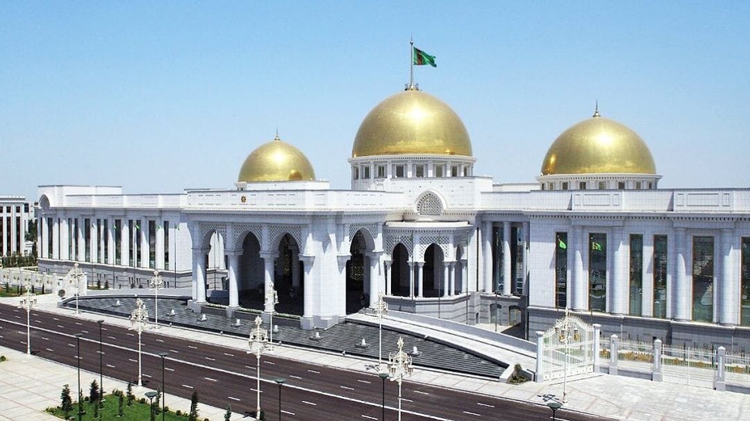 Президент Туркменистана принял кадровые решения по Лебапскому велаяту