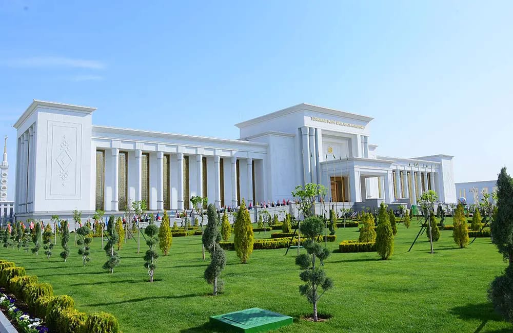 Halk Maslahatynyň Başlygy Türkmenistanyň Prezidentine Gutlag iberdi