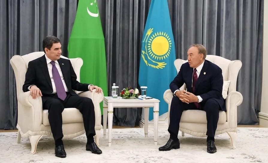 Президенты Туркменистана и Казахстана сверили позиции перед саммитом по проблемам Аральского моря