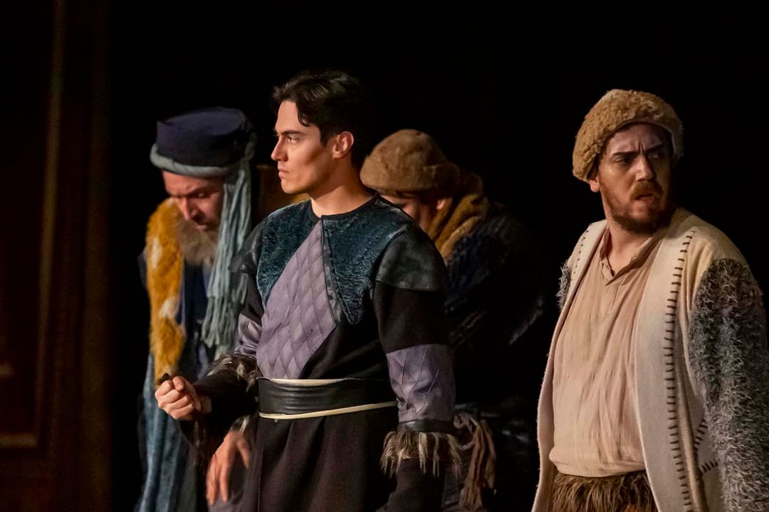 Театр из города Сивас показал на ашхабадской сцене свою версию любви Гараджаоглана