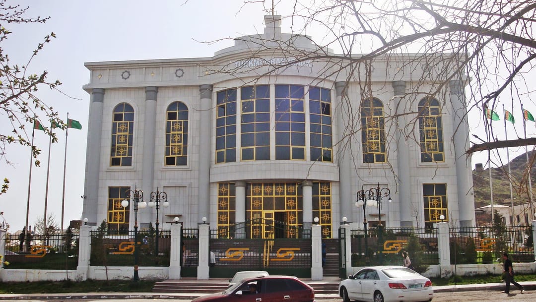 Филиалы Госкомбанка «Туркменбаши» в Лебапе организуют консультации для граждан 