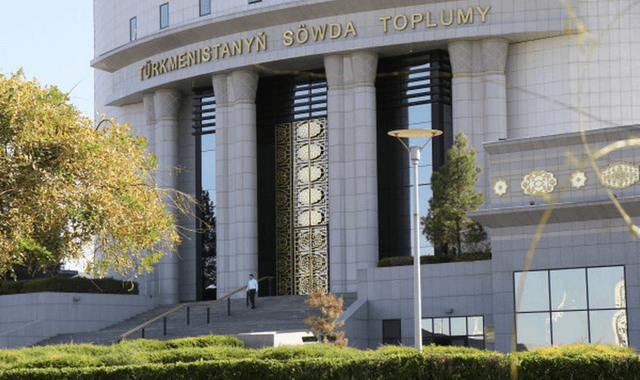 Yabancı girişimciler, Türkmen borsasından tekstil ürünlerine ilgi gösterdi