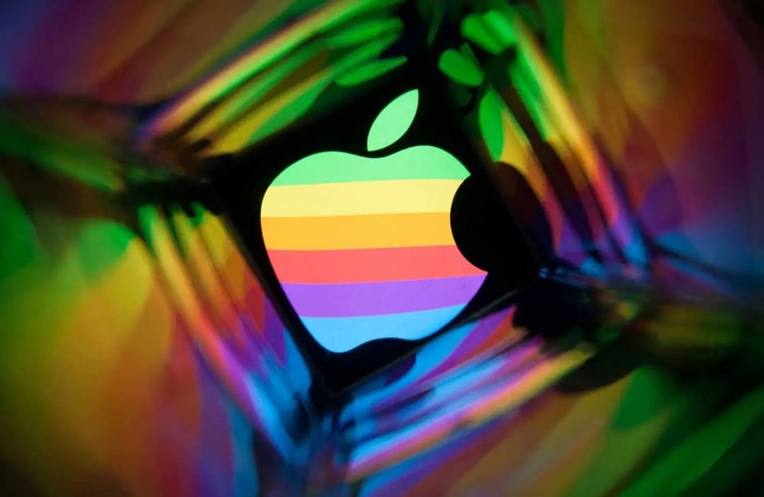 Apple разрабатывает новый гаджет смешанной 3D-реальности