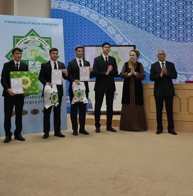 В туркменском вузе назвали победителя конкурса «Талантливый оратор»