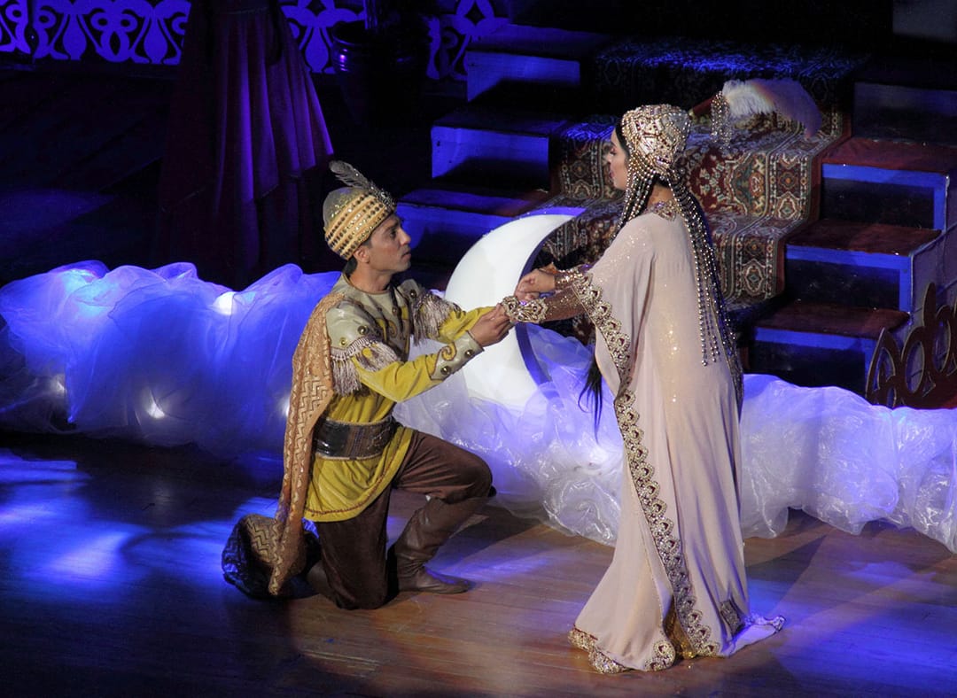 Magtymguly adyndaky teatryň sahnasynda - “Hüýrlukga — Hemra” operasy