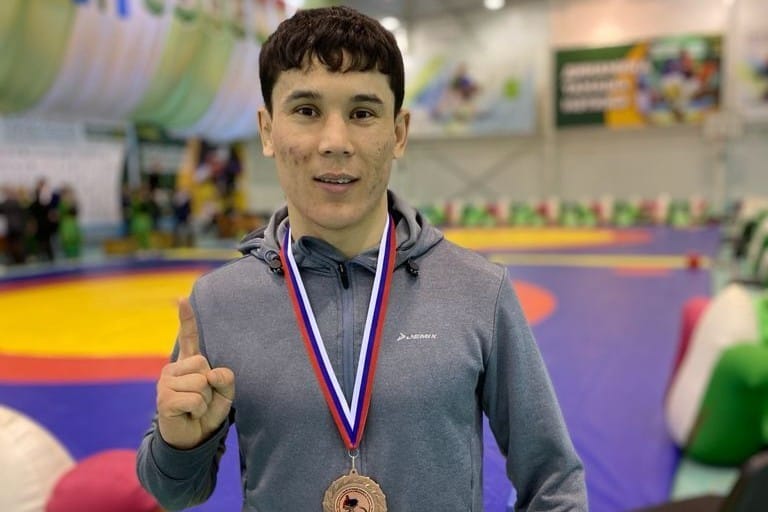 Туркменистанец стал бронзовым призером Всероссийского турнира по борьбе на поясах