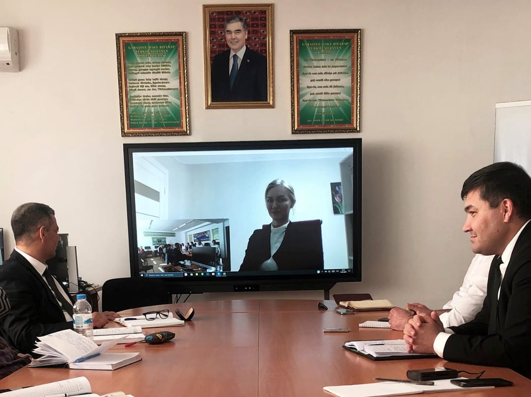 Академия Госслужбы Туркменистана перевела магистерскую программу в онлайн формат