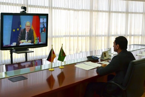 Туркменистан и Германия провели политические консультации
