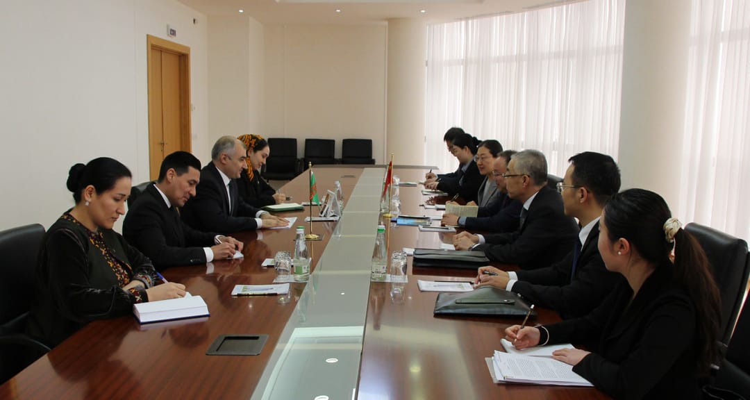 Hytaýyň Gansu welaýatynyň Halk hökümetiniň Daşary işler boýunça edarasynyň direktorynyň orunbasary bilen duşuşyk geçirildi