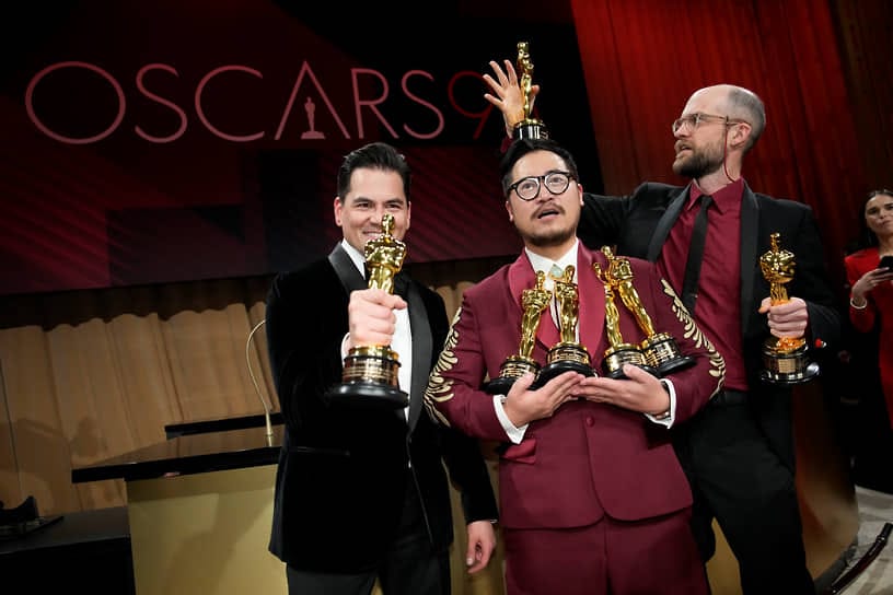 «Oskar» kino baýraklary gowşuryldy